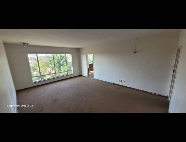 2 BEDROOM APARTMENT RENTED IN CLARENDON